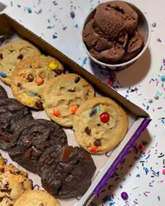 Insomnia Cookies