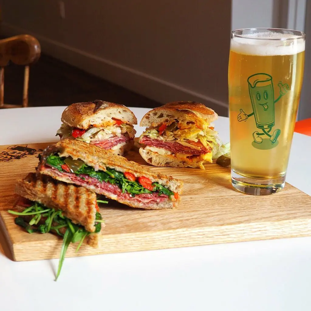 DB7