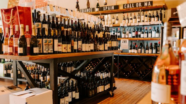 Screenshot 2024-01-17 at 16-08-52 Wine Bar in Durham NC LouElla Wine Beer & Beverage