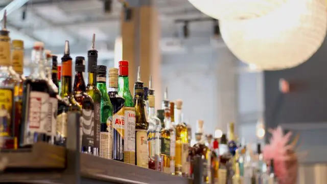 Auctioneer-Bar-Liquor